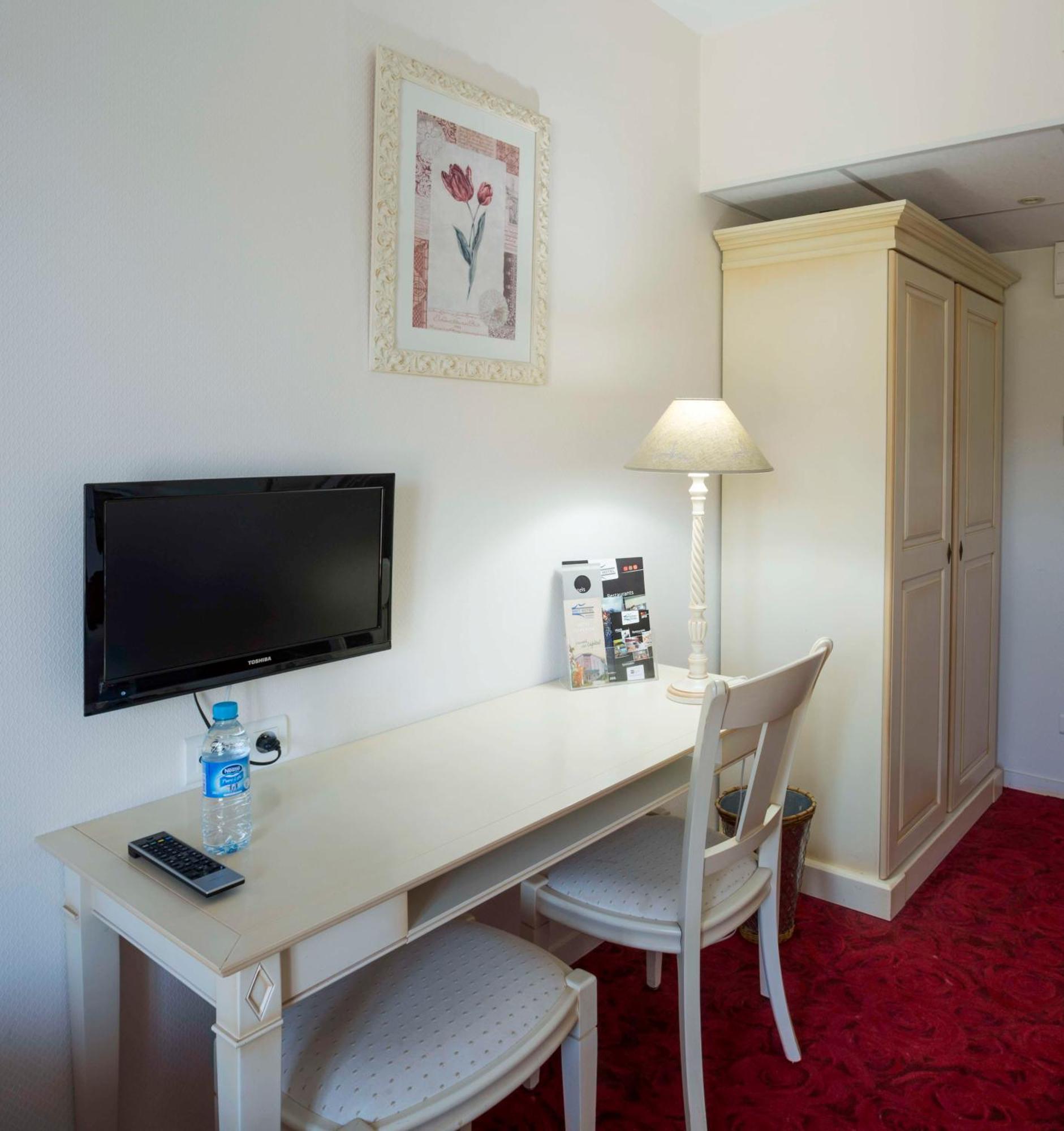 Brit Hotel Du Perche Nogent-le-Rotrou Eksteriør billede