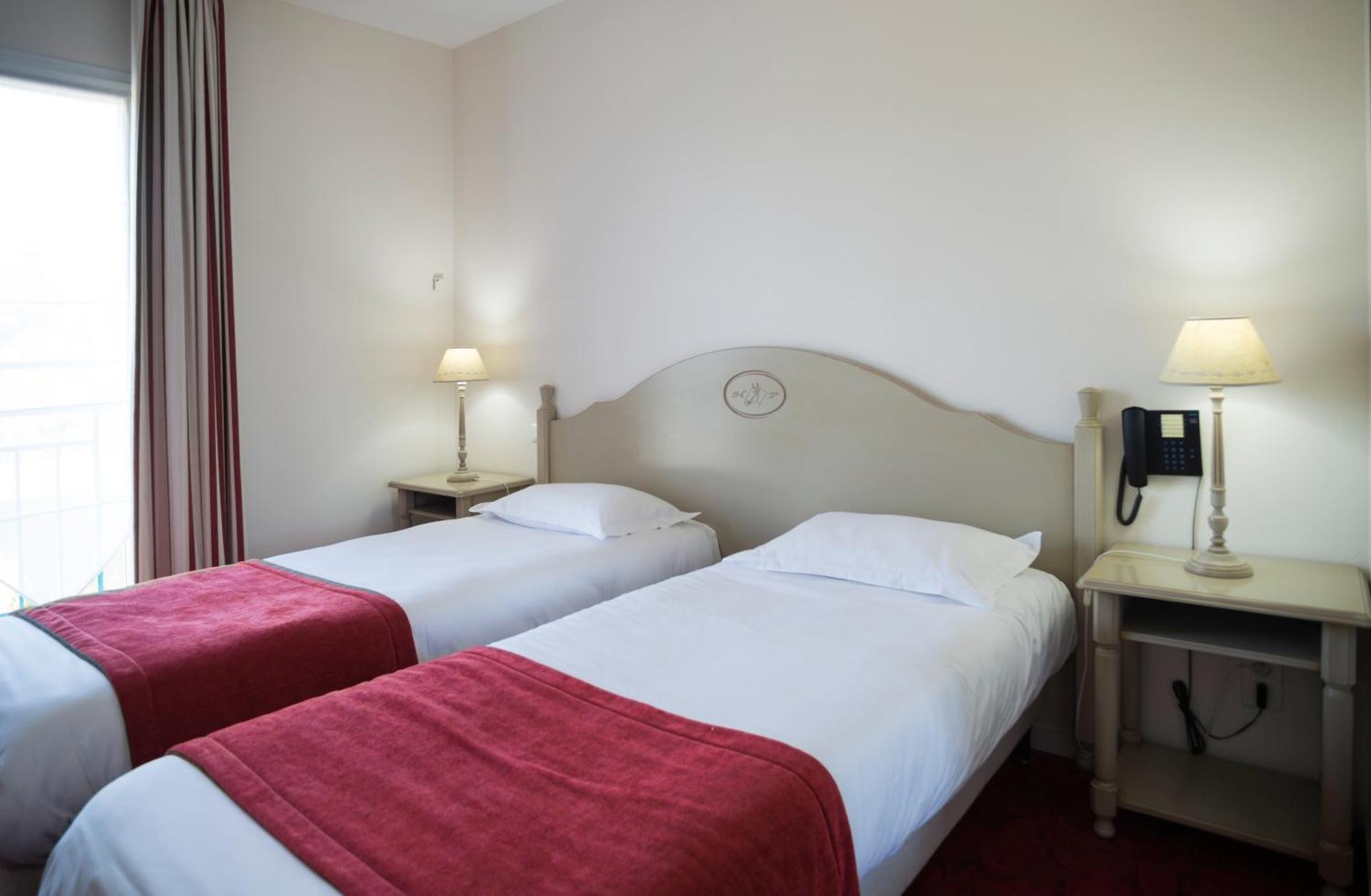 Brit Hotel Du Perche Nogent-le-Rotrou Eksteriør billede
